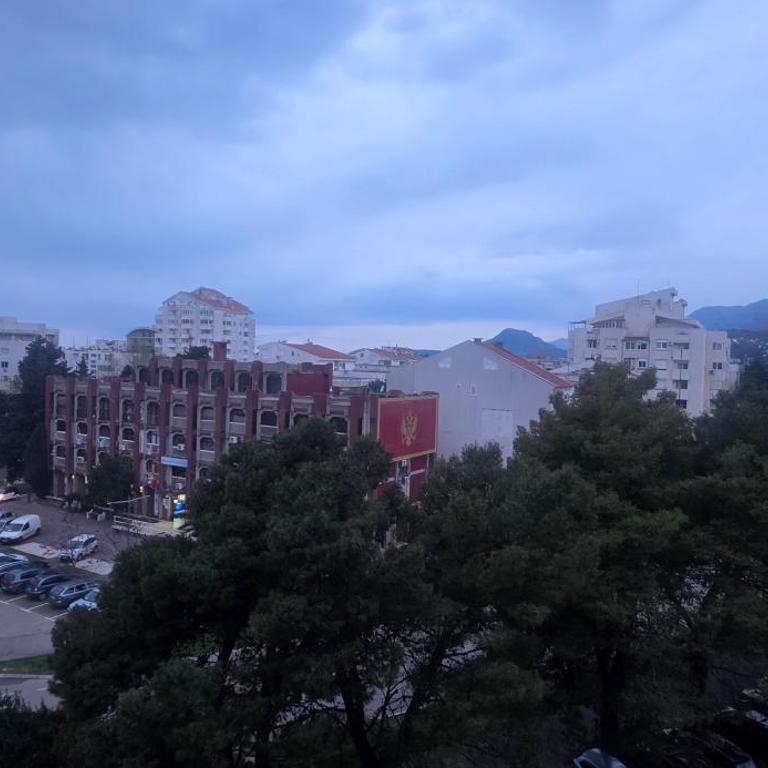 Bar Central Point - 2BR Apartment - Two-Bedroom Apartment - 9