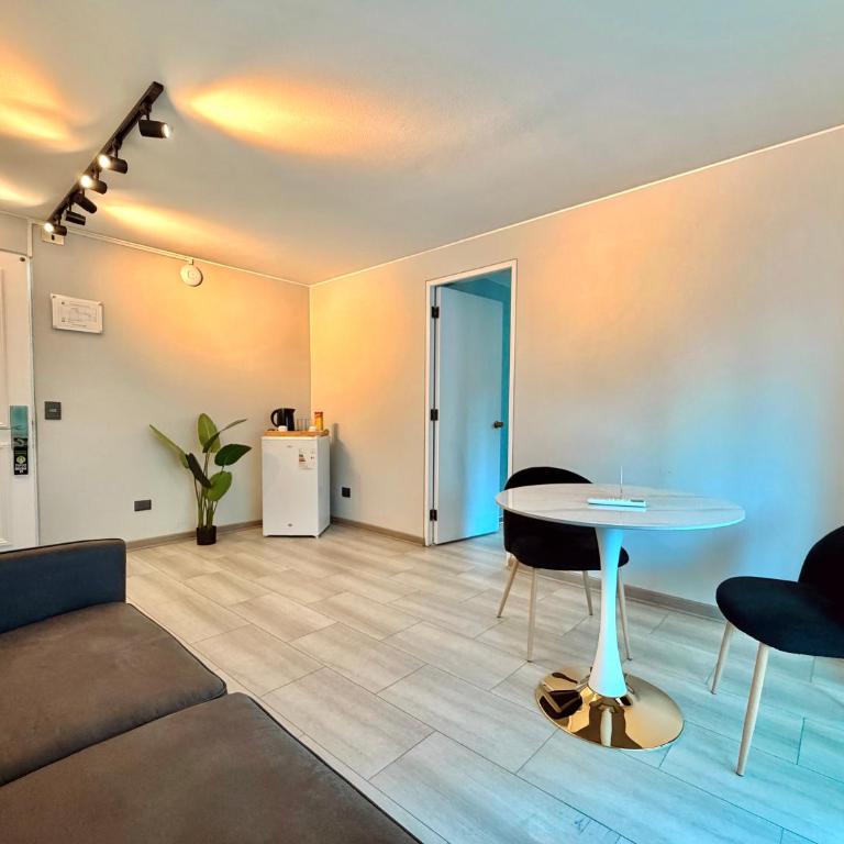 Hotel Tempo Rent - King Suite with Balcony - 4