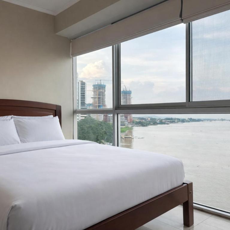Premium Stay in Puerto Santa Ana, Near Bars, Restaurants, Airport & Malecon 2000 Guayaquil, Ecuador - Two-Bedroom Apartment with River View - 5