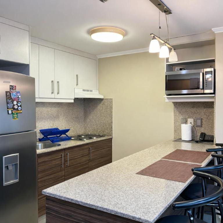 Premium Stay in Puerto Santa Ana, Near Bars, Restaurants, Airport & Malecon 2000 Guayaquil, Ecuador - Two-Bedroom Apartment with River View - 19