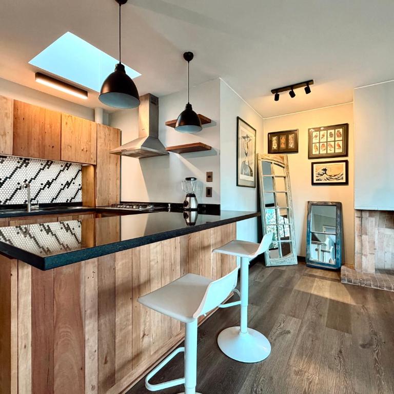Hotel Tempo Rent - Two-Bedroom Deluxe Apartment with Balcony - 4