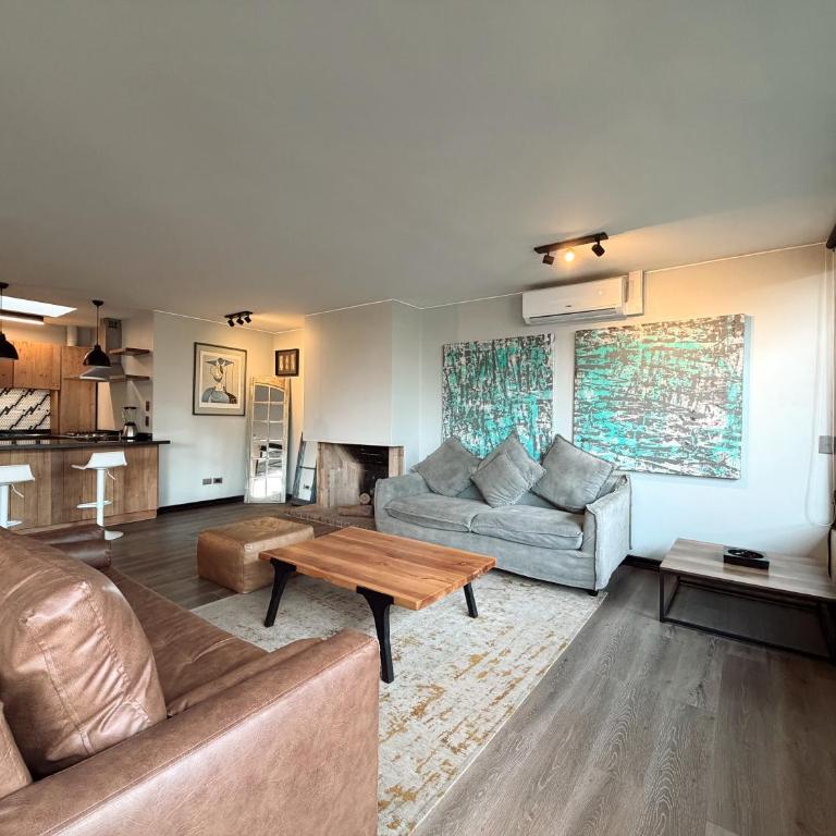 Hotel Tempo Rent - Two-Bedroom Deluxe Apartment with Balcony - 1