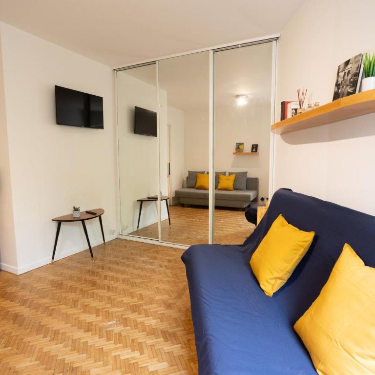 CHARMANT STUDIO PARISIEN EN PLEIN COEUR DES BEAUX QUARTIER PANTHEON NOTRE DAME JARDIN Du LUXEMBOURG - Appartement 1 Chambre - 5