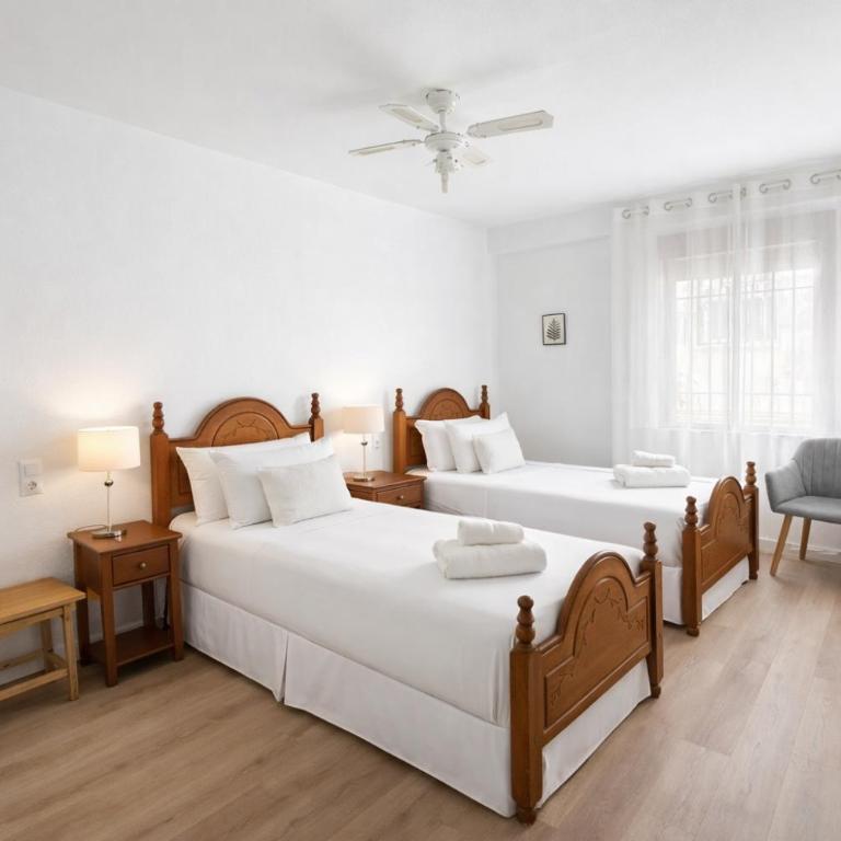 Esencia Histórica en Mezquita - Three-Bedroom Apartment - 5