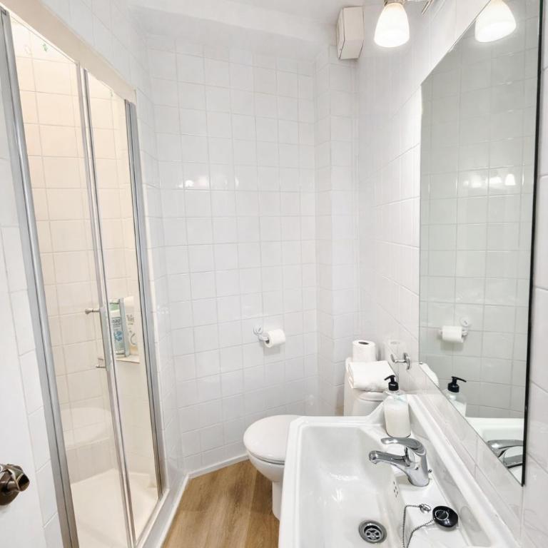 Esencia Histórica en Mezquita - Three-Bedroom Apartment - 6