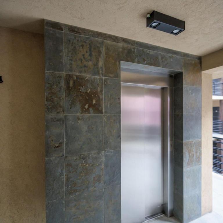 Depto. céntrico | 3 Ambientes | Cochera | Quincho - Apartamento Superior de 2 dormitorios - 35
