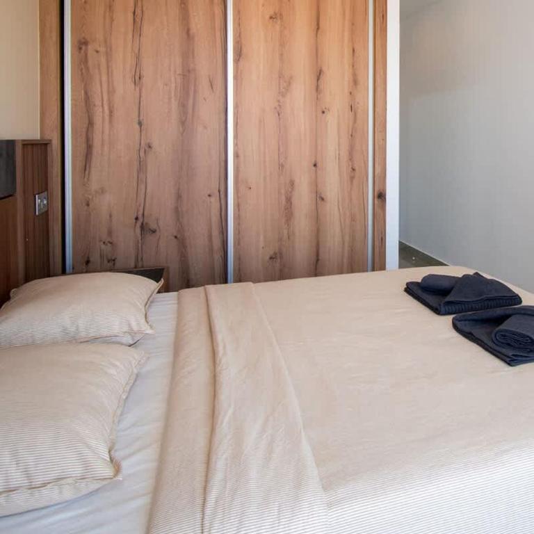Appartement face a la piscine - Apartamento - 29