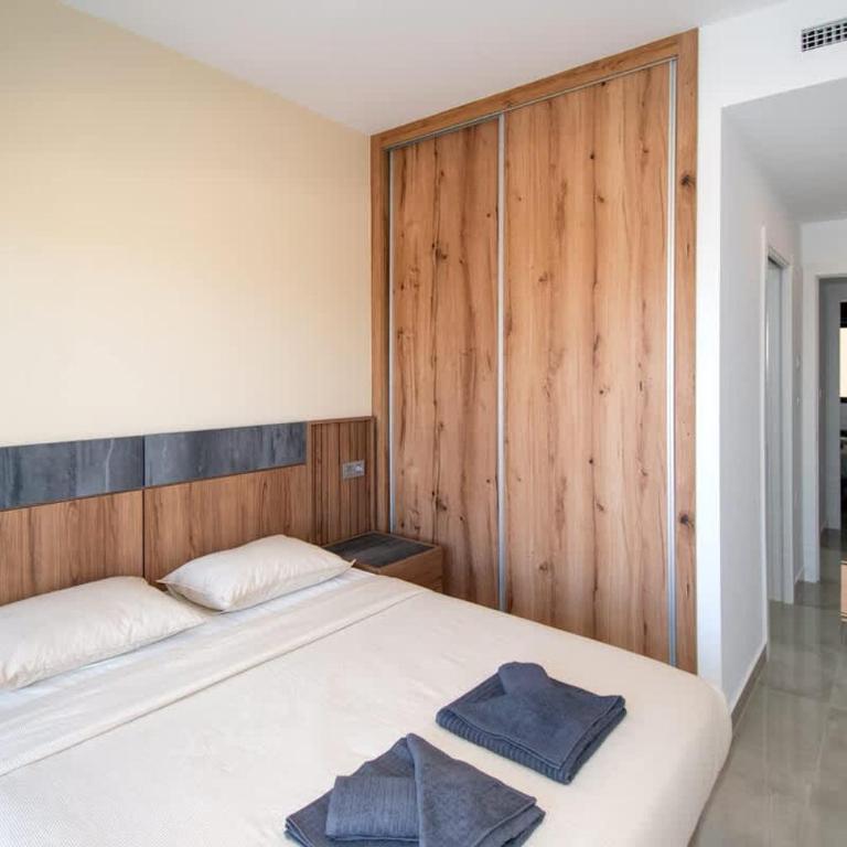 Appartement face a la piscine - Apartamento - 30