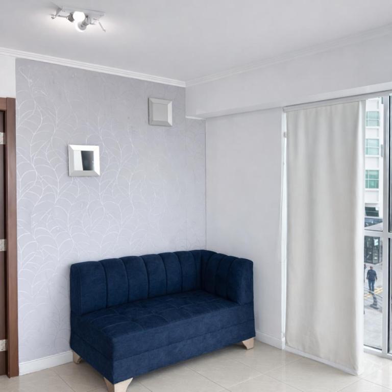 Premium Stay in Puerto Santa Ana, Near Bars, Restaurants, Airport & Malecon 2000 Guayaquil, Ecuador - Suite with River View - 9
