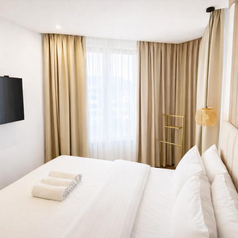 21st Century Zlatibor Residence - Luxury Apartment with View and Garage - Two-Bedroom Apartment with Terrace - 4