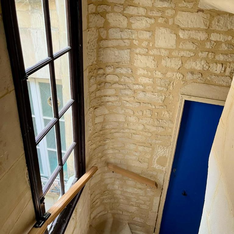 Charmant Duplex vue sur la place St Sauveur - Appartement 1 Chambre - 3