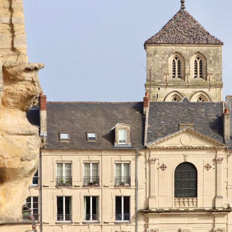 Charmant Duplex vue sur la place St Sauveur - Appartement 1 Chambre - 6