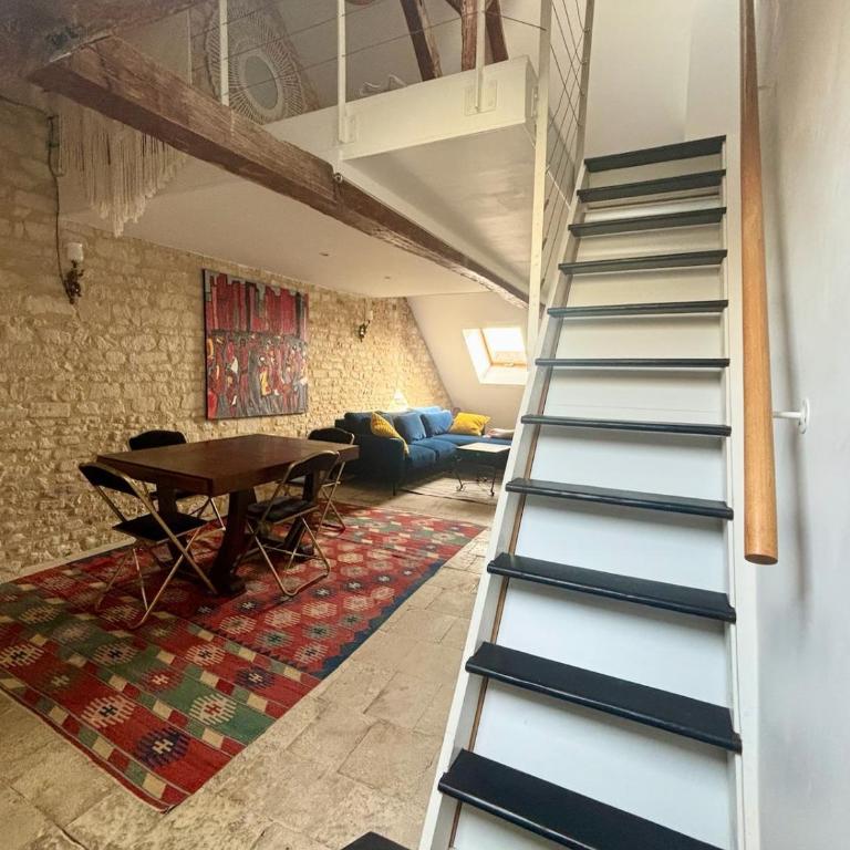 Charmant Duplex vue sur la place St Sauveur - Appartement 1 Chambre - 9