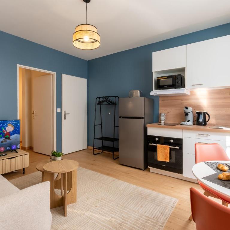 Côté Cour - 9 min des Sanctuaires - Moderne & Équipé - Jusqu'à 4 couchages - One-Bedroom Apartment - 6