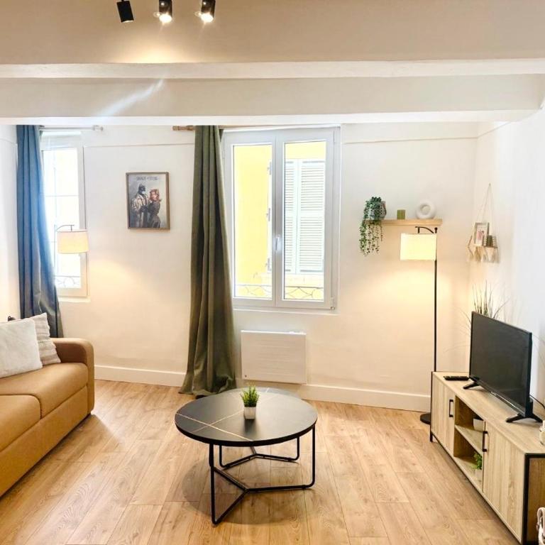 Studio neuf en hyper centre, moderne et calme - Apartamento de 1 dormitorio - 4