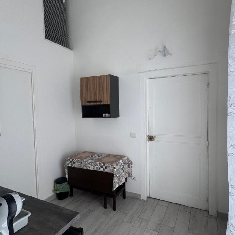 Casa Montesanto Centro - Appartamento con 1 Camera da Letto - 7