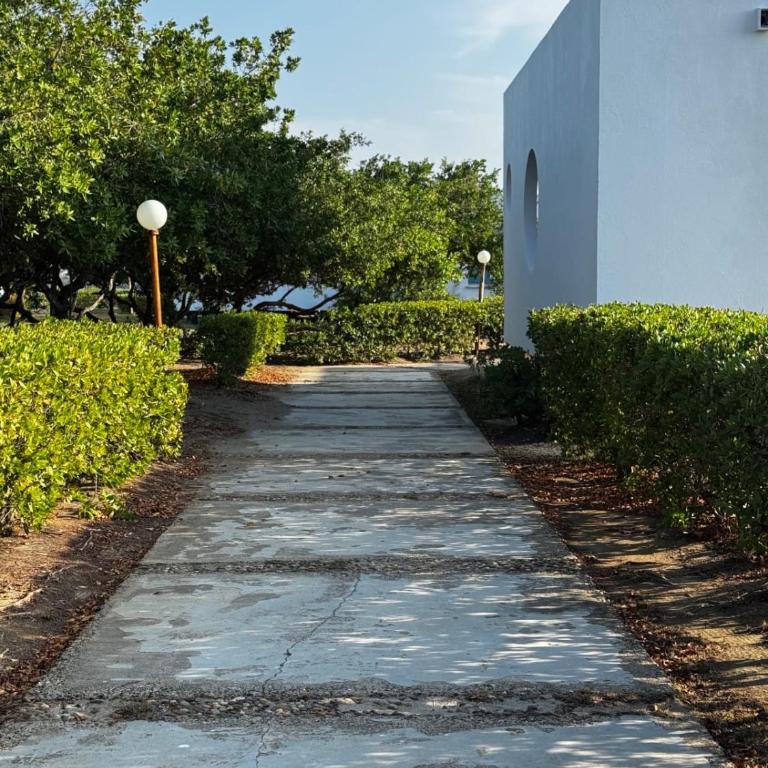 Cabin 6 with private Jacuzzi, furnished and peaceful - Two-Bedroom Apartment - 6