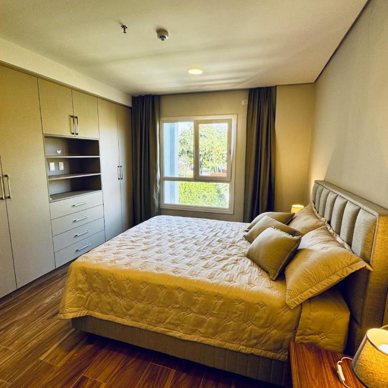 Area Paseo La Galería - 3 bedroom apartment - Apartamento de 3 dormitorios - 50