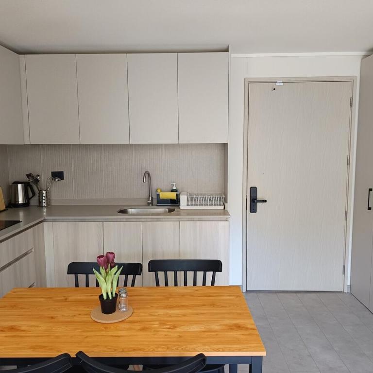 Alojamiento en Ñuñoa 2D2B Nuevo Cómodo y para 5 Personas - Apartamento de 2 dormitorios - 10
