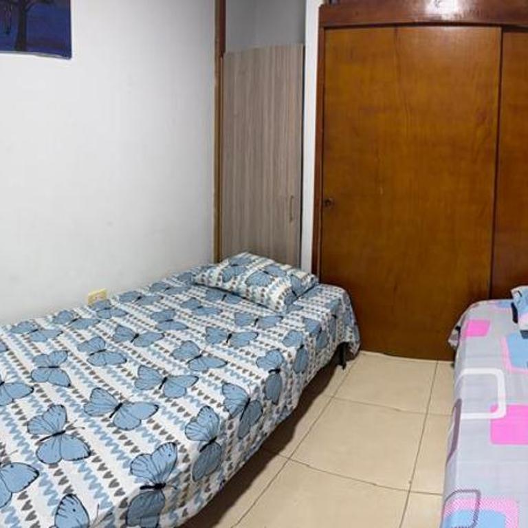 Casa amplia cerca a UKUMARI parque CONSOTA y excelentes restaurantes - Three-Bedroom House - 30