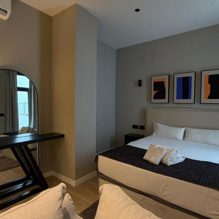 Suites 43 Juan Llorens - Apartment with Terrace - 4