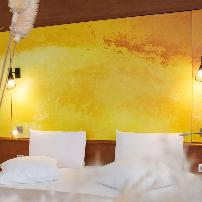 Mercure Rouen Centre Cathédrale - Suite avec 1 Lit Double et 1 Canapé-Lit - 9