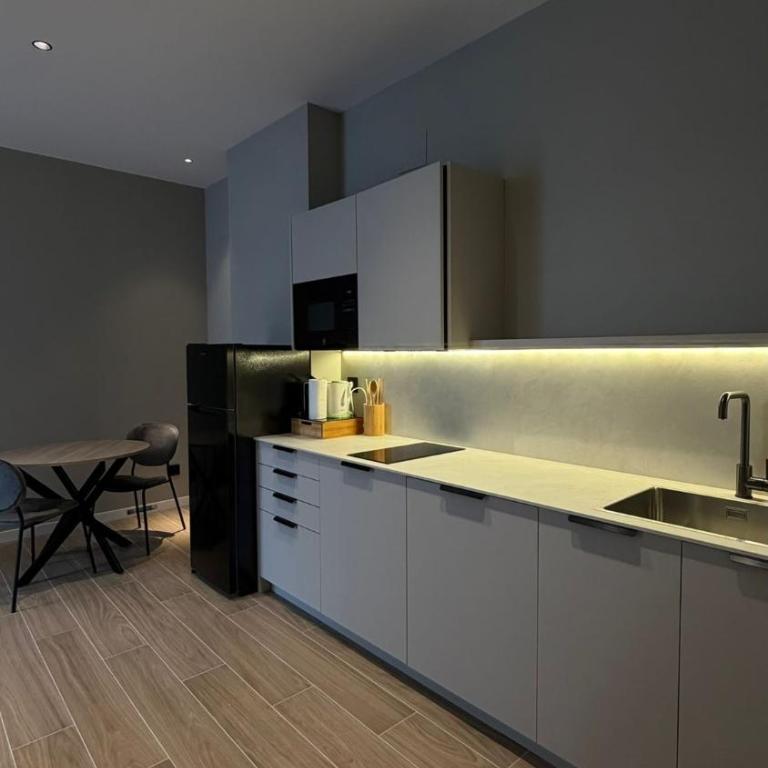 Suites 43 Juan Llorens - Apartment with Terrace - 10