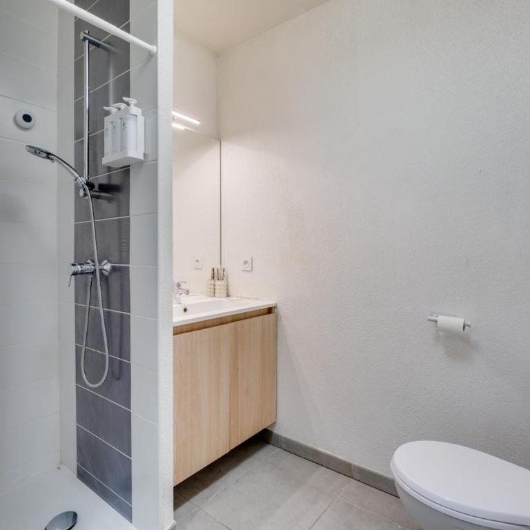 Ô Bon Vivre - Vidéo-projecteur, Wifi, Netflix inclut, Terrasse - Apartment mit 1 Schlafzimmer - 4
