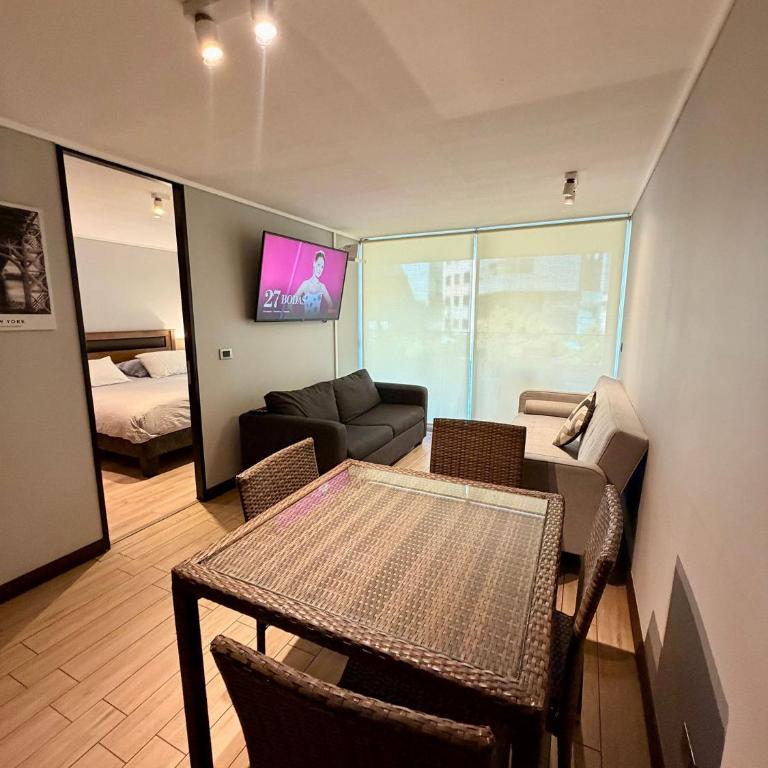 Acogedor Depto. a un costado de Clínica Las Condes - One-Bedroom Apartment - 17