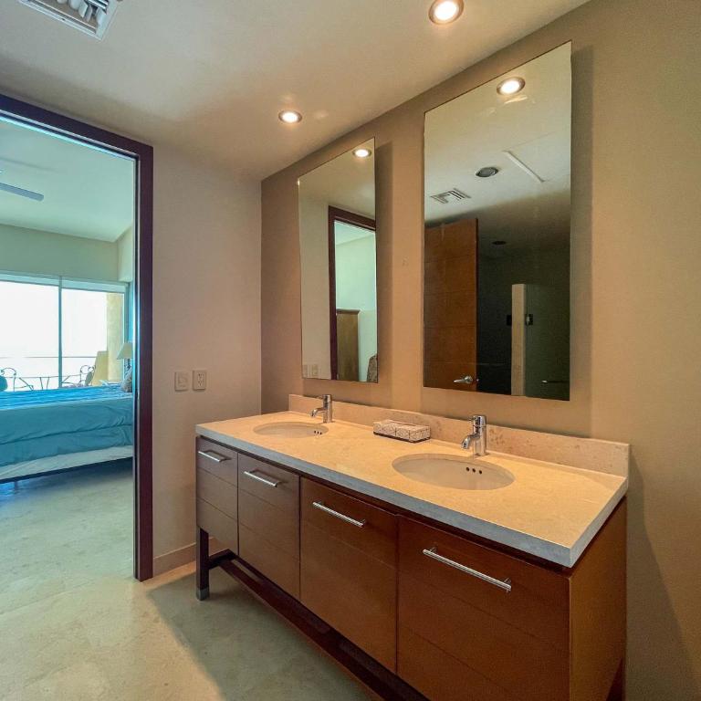 Hidden Gem Condo Beach & Pool Access #503 - Apartamento - 21