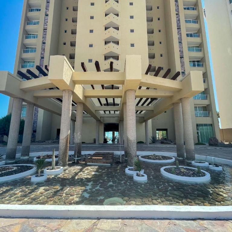 Hidden Gem Condo Beach & Pool Access #503 - Apartamento - 27