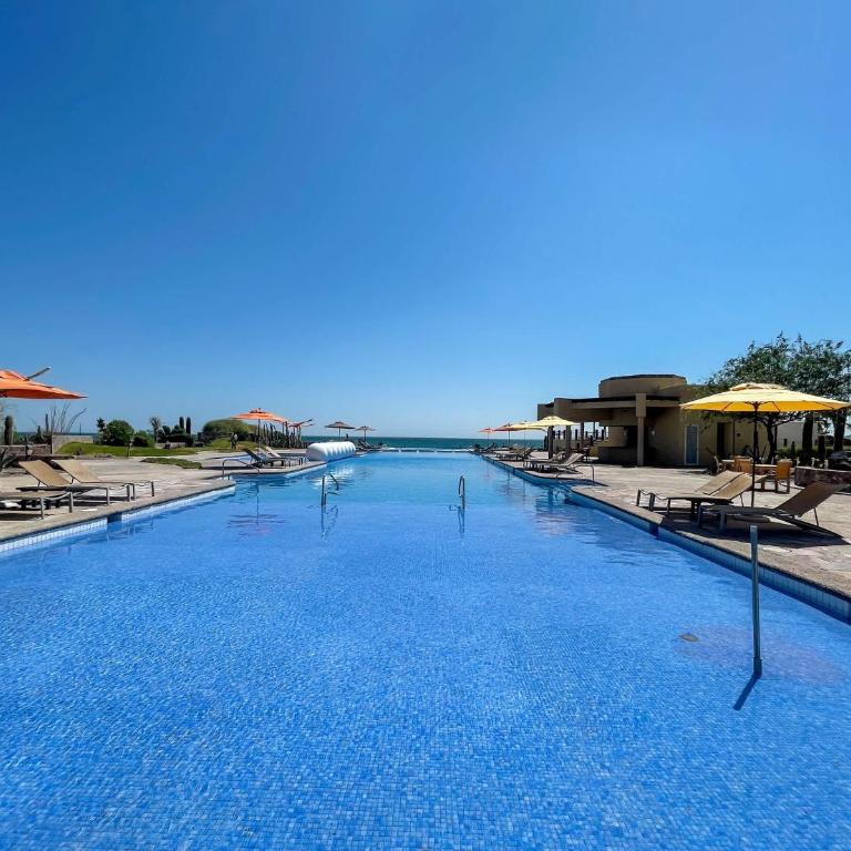 Hidden Gem Condo Beach & Pool Access #503 - Apartamento - 35