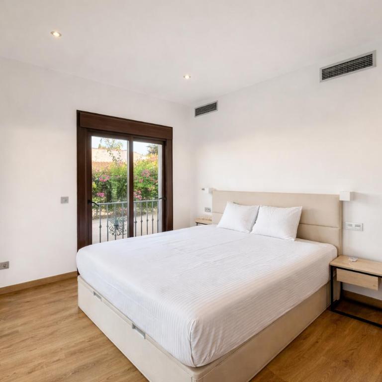 Villa in walking distance to amenities - Casa de 3 dormitorios - 6