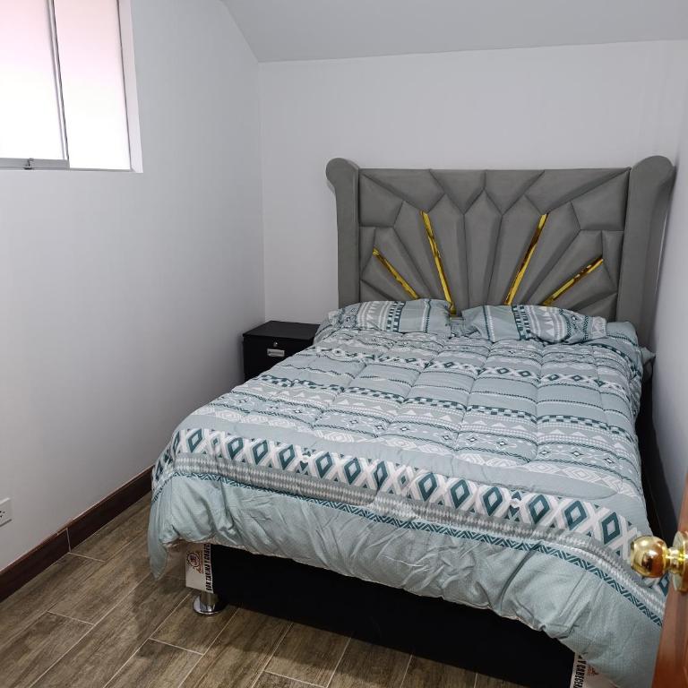 Hostel Las Gardenias Ayacucho - Apartamento Deluxe de 2 dormitorios con balcón - 1