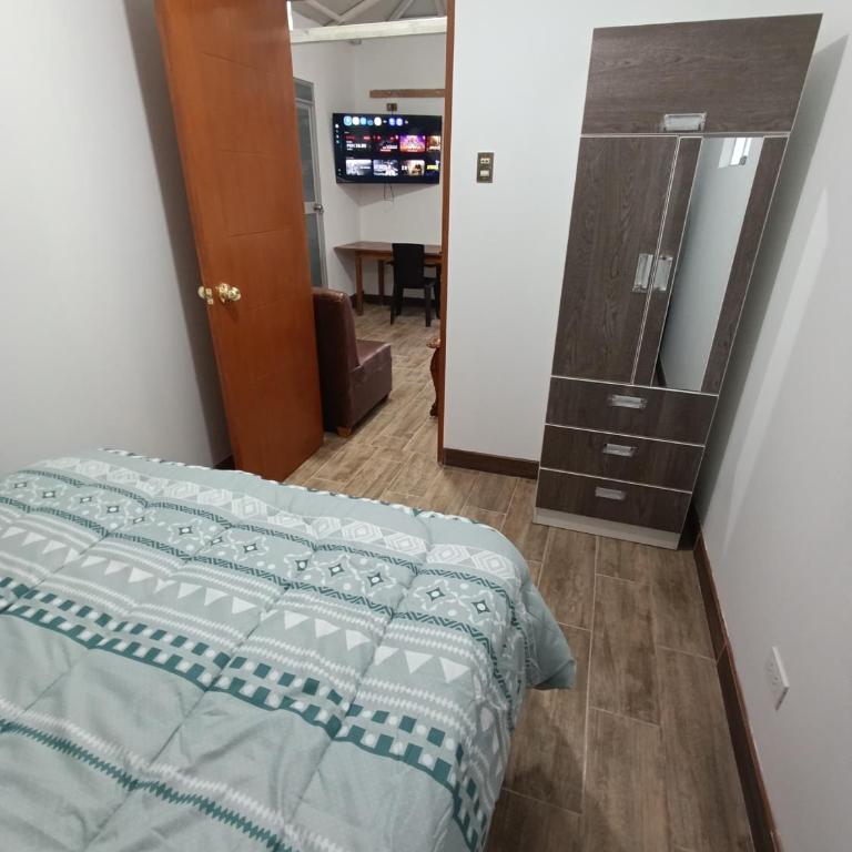 Hostel Las Gardenias Ayacucho - Apartamento Deluxe de 2 dormitorios con balcón - 6