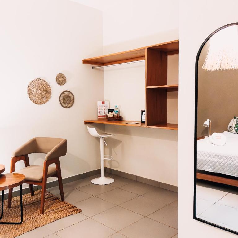 Taki Tambo Lodge - Habitación con cama grande y vistas al jardín - 10