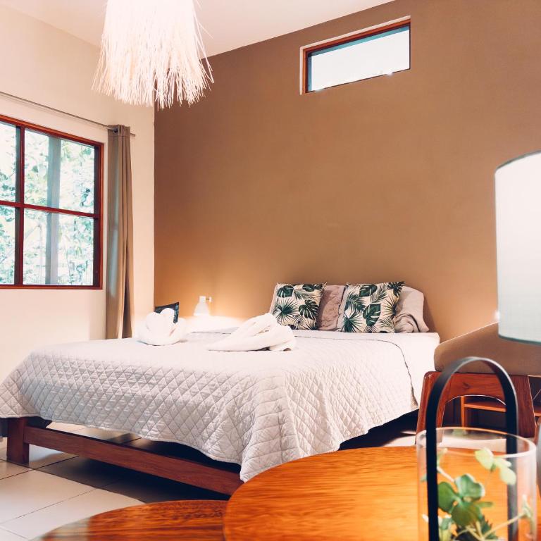 Taki Tambo Lodge - Habitación con cama grande y vistas al jardín - 3
