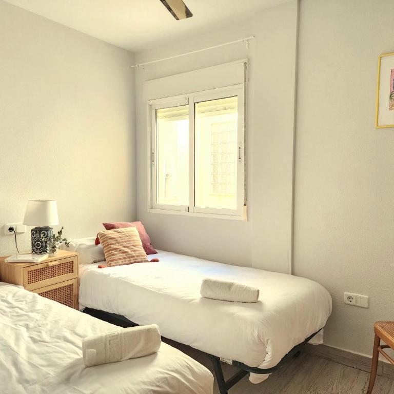 Ático con gran terraza, barbacoa y piscina - Apartamento de 2 dormitorios - 7