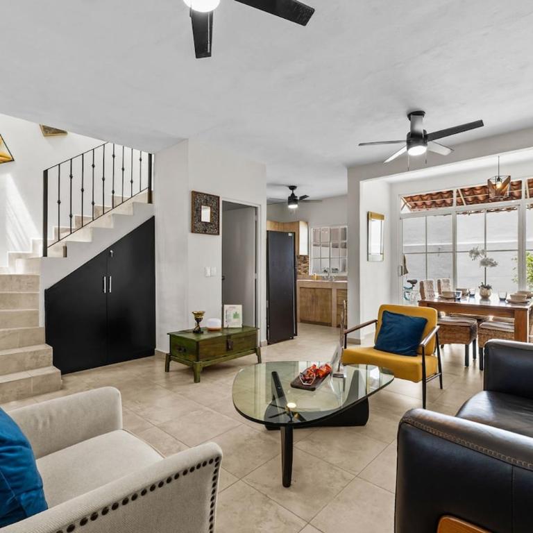 2story cozy house in a private community! - Casa de 2 dormitorios - 1