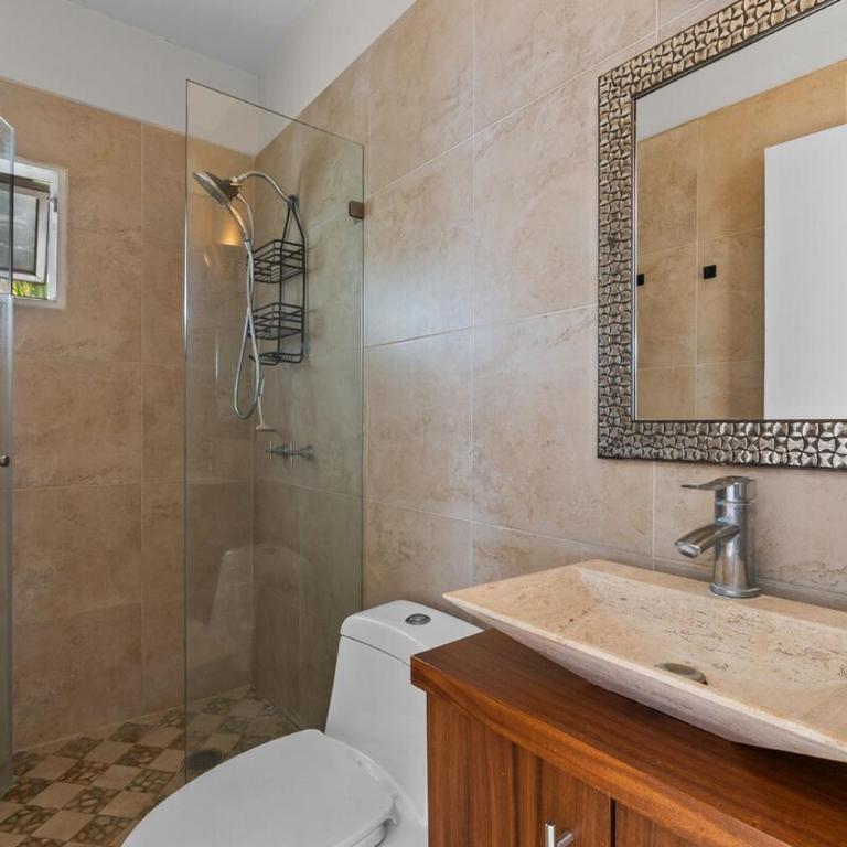 2story cozy house in a private community! - Casa de 2 dormitorios - 2