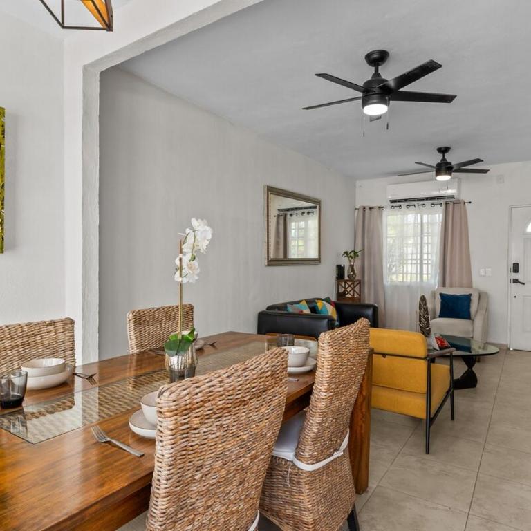 2story cozy house in a private community! - Casa de 2 dormitorios - 3