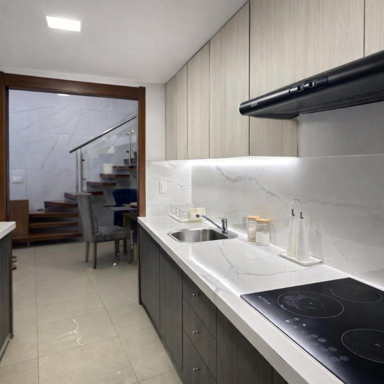 Exclusivo loft dúplex en piso 15 con vista panorámica al río en Guayaquil, 2 habitaciones y cocina equipada - Two-Bedroom Apartment - 35