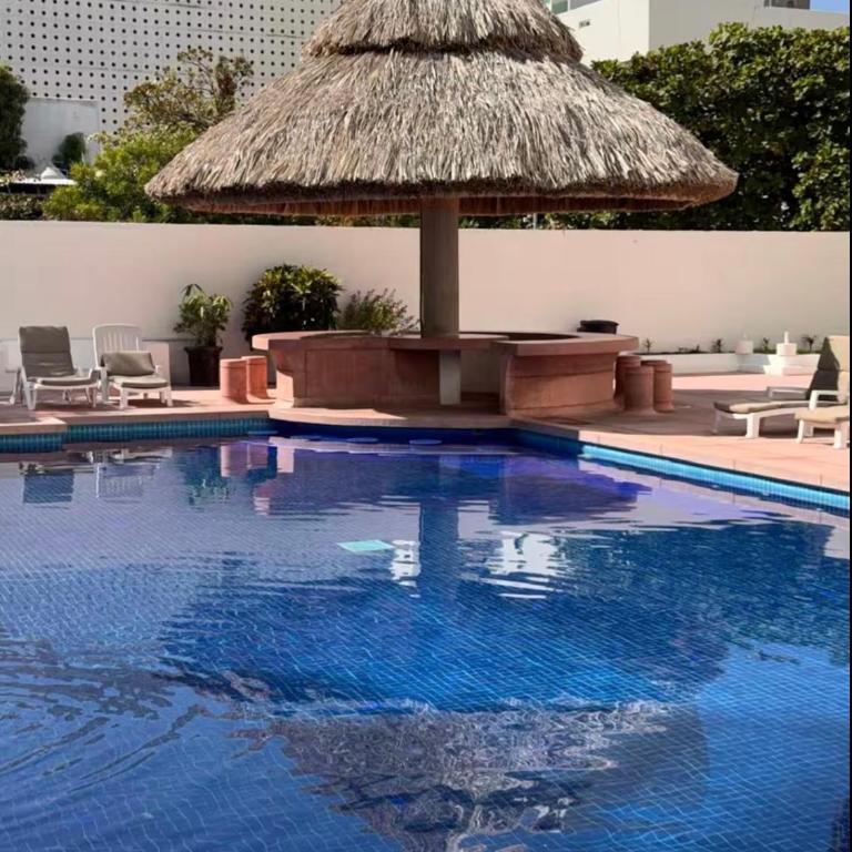 Costera Acapulco, Club Deportivo - Apartamento con terraza - 10