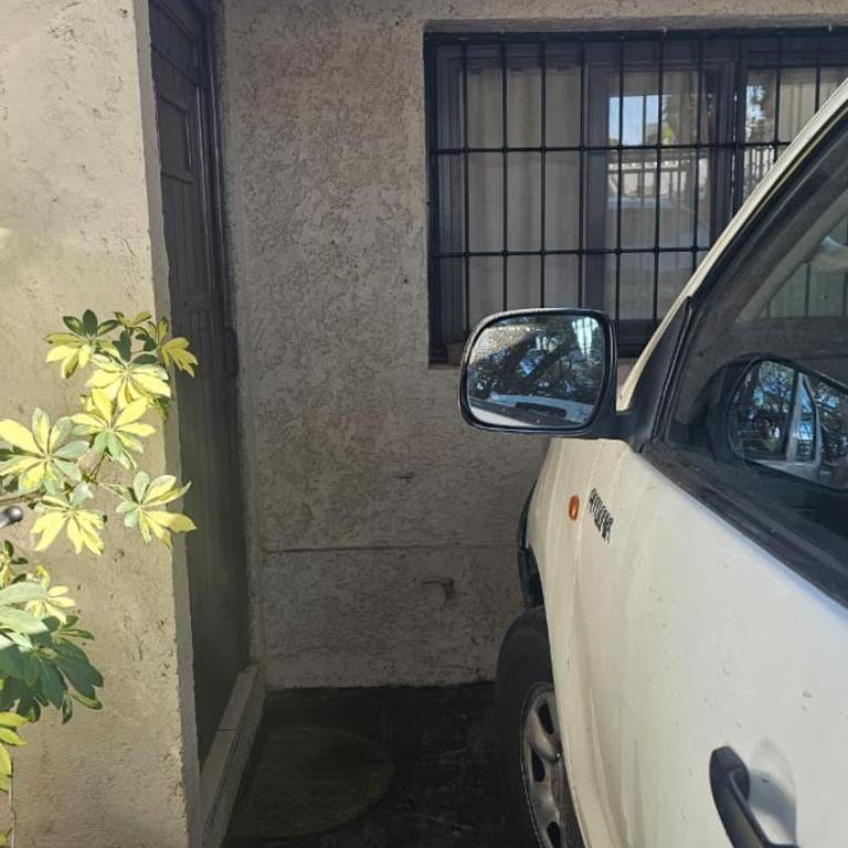 Apartamento en casa de familia con ingreso independiente - Loft - 6