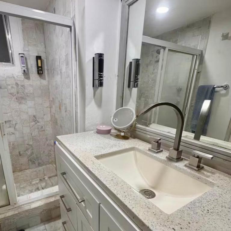 Costera Acapulco, Club Deportivo - Apartamento con terraza - 29