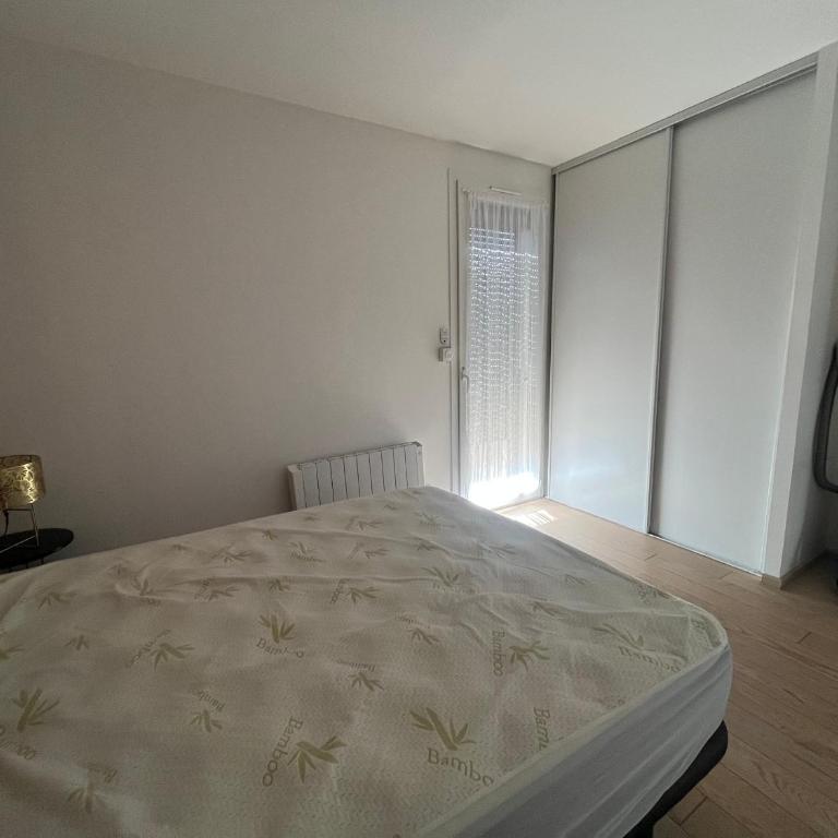 Saint-Cyprien : T3 moderne proche plage avec parking privé - FR-1-309-549 - Apartment - 11