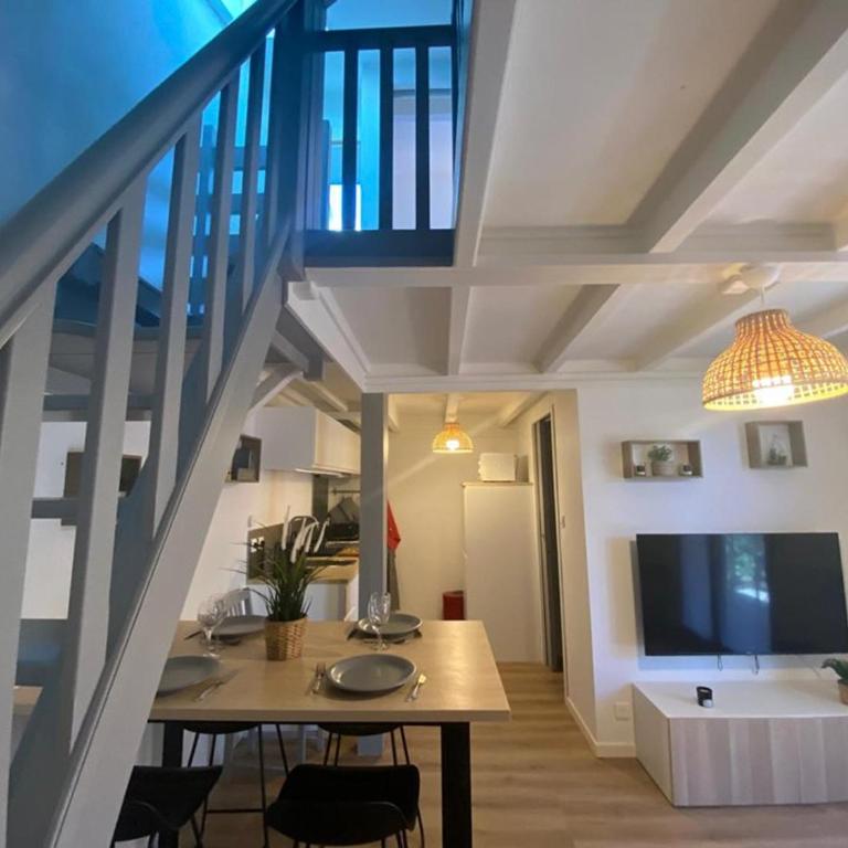Villa rénovée à 2 pas de la plage - 4 pers. - FR-1-413-269 - Villa - 4