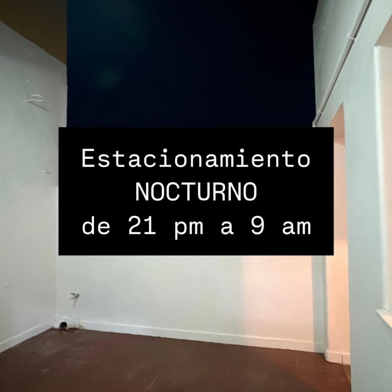 Departamento Lavanda - Two-Bedroom Apartment with Balcony - 11