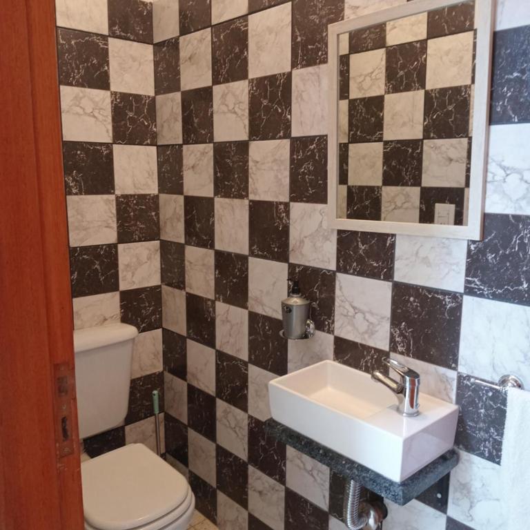 Renzo 1 - Two-Bedroom House - 12
