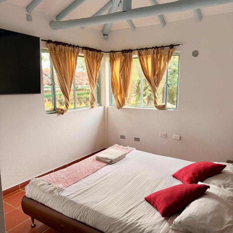 Posada Santa María Villa de Leyva Sede La Palma - Deluxe King Room - 1
